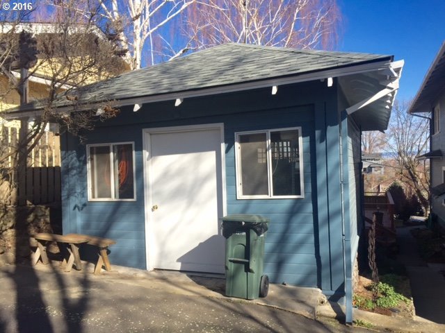 415 North Main Street Pendleton, OR 97801 - Photo 16 of 20