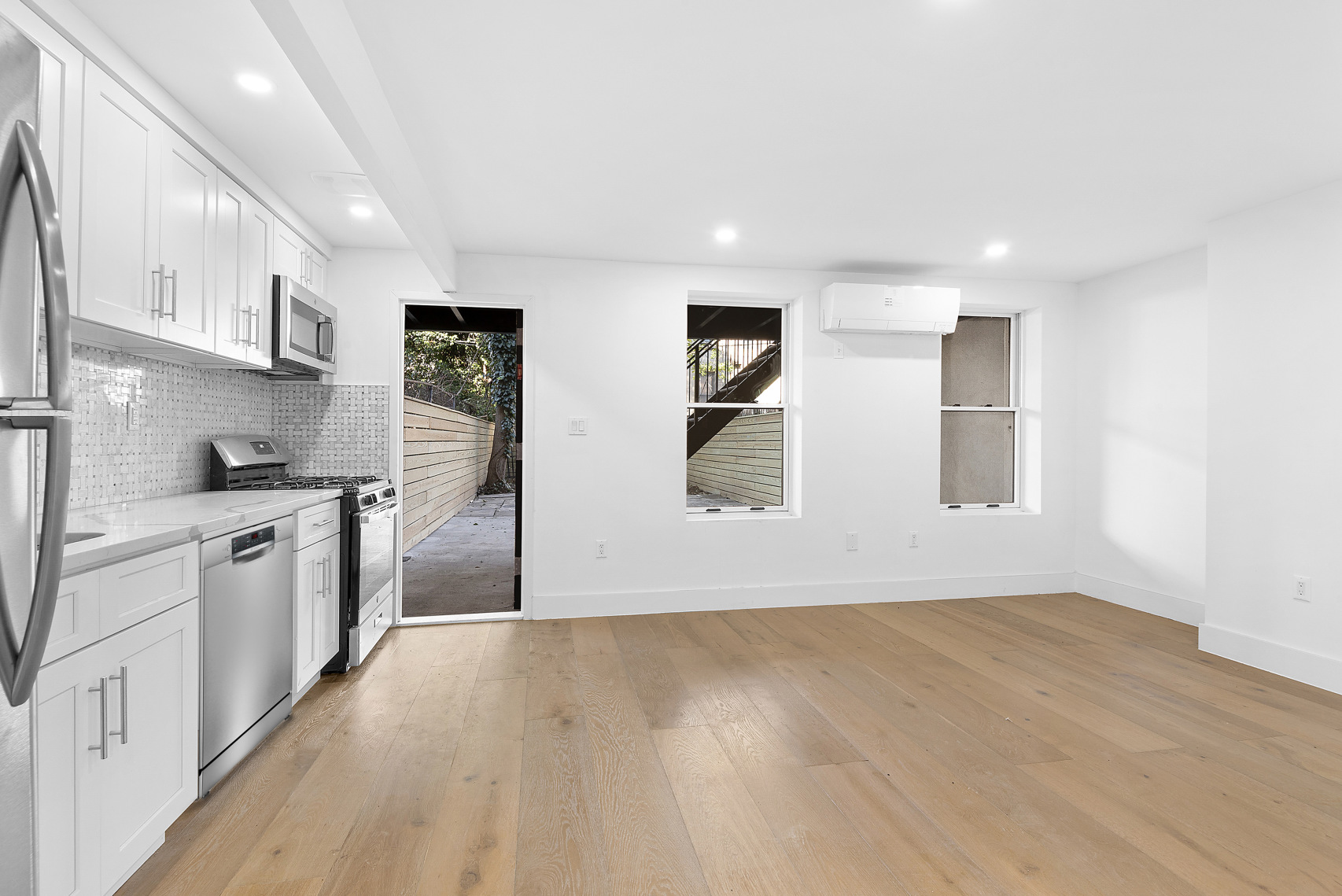 39 Hart Street Brooklyn, NY 11206 - Photo 12 of 13