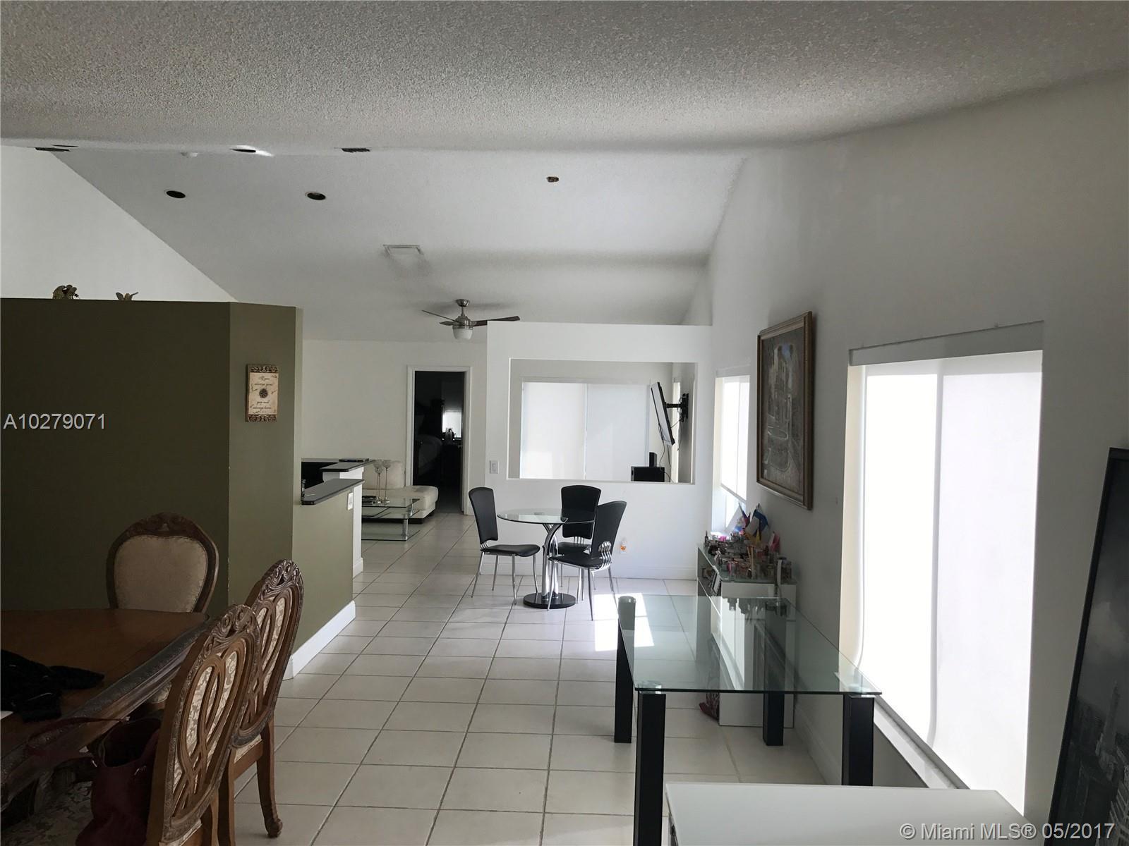 459 Talavera Road Weston, FL 33326 - Photo 7 of 27 Gallery Image 7
