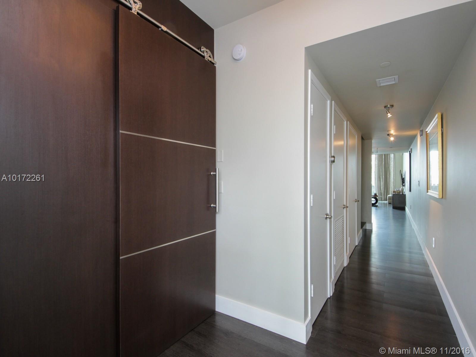 6000 Collins Avenue, Unit 511 Miami Beach, FL 33140 - Photo 19 of 27
