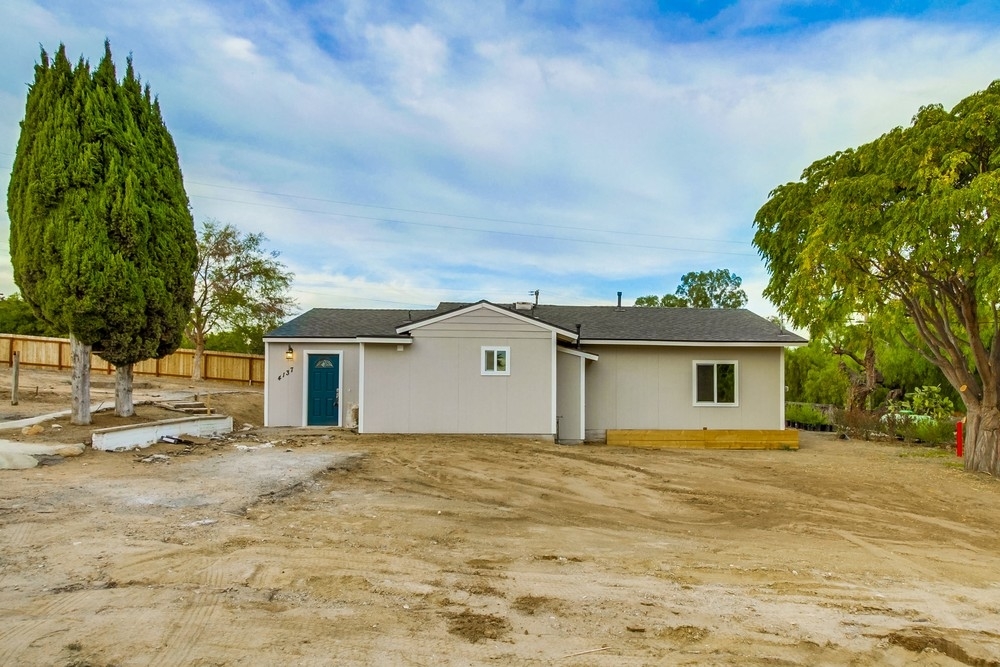 4137 Olive Hill Road Fallbrook, CA 92028 - Photo 17 of 25