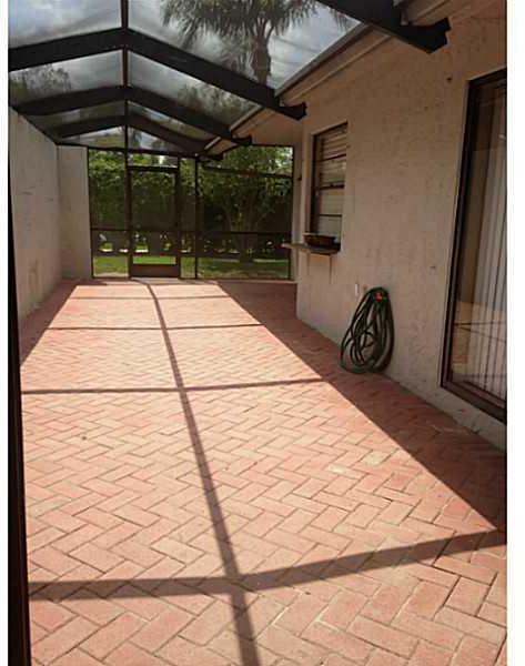 23312 Southwest 58th Avenue, Unit C Boca Raton, FL 33428 - Photo 17 of 18