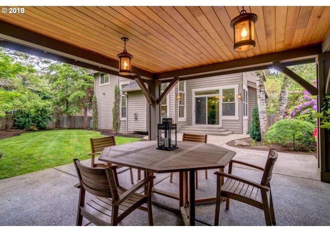 18955 Bryant Road Lake Oswego, OR 97034 - Photo 31 of 32 Gallery Image 31