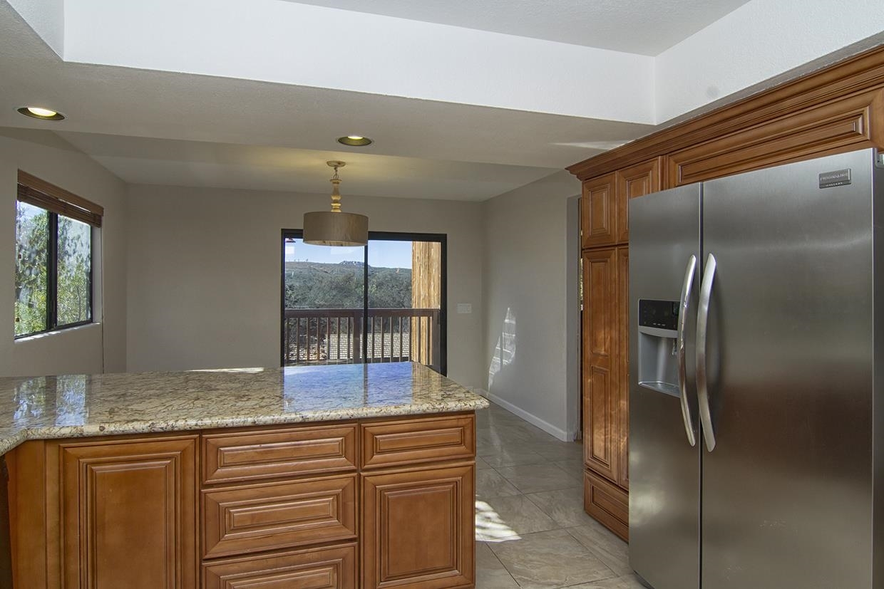 25913 Matlin Road Ramona, CA 92065 - Photo 10 of 22 Gallery Image 10