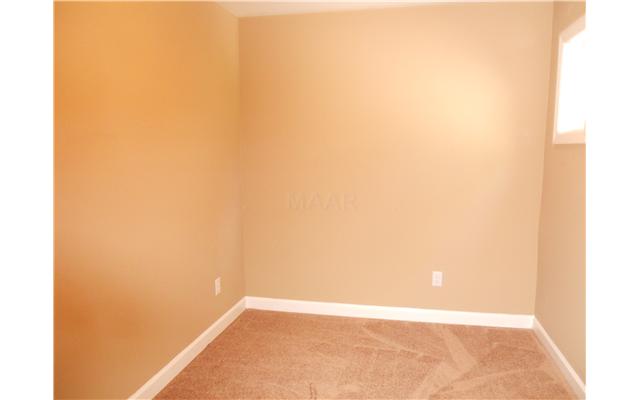 2705 Little John Road Millington, TN 38053 - Photo 23 of 25 Can be used as an office or computer room.