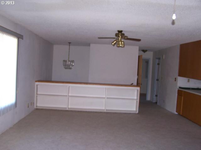 930 View Street Reedsport, OR 97467 - Photo 13 of 16 Gallery Image 13