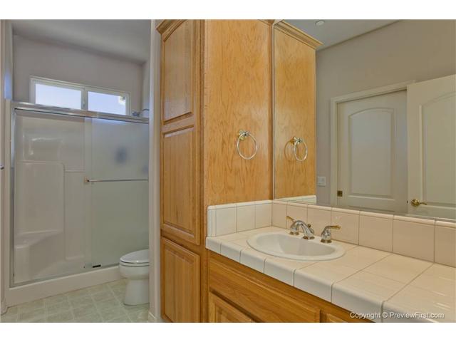 1677 Sycamore Way Fallbrook, CA 92028 - Photo 19 of 24 guest house bath