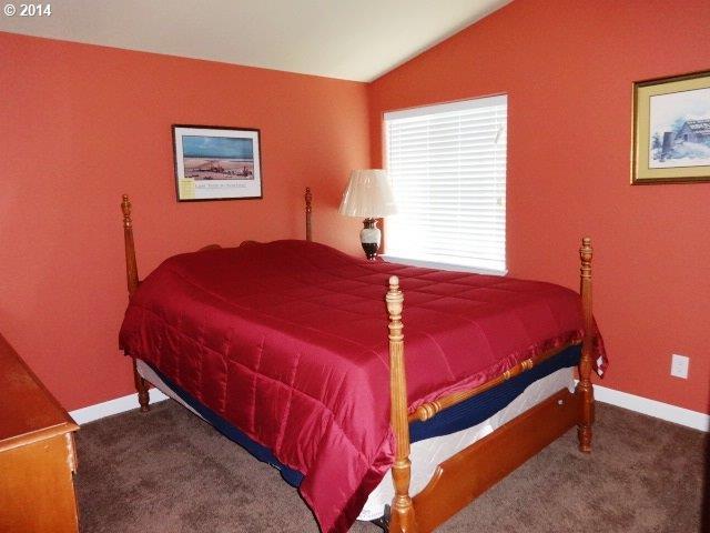 7729 Lookingglass Road Roseburg, OR 97471 - Photo 6 of 16 Gallery Image 6
