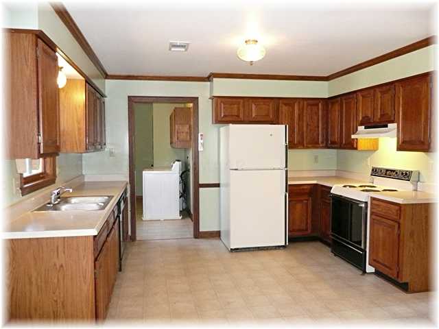 350 East Harpers Ferry Road Collierville, TN 38017 - Photo 4 of 12 Gallery Image 4