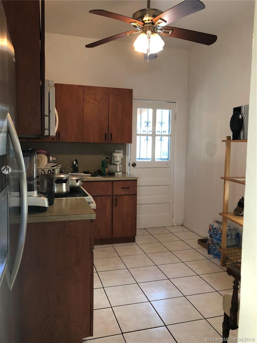 18 Northeast 70th Street Miami, FL 33138 - Photo 17 of 22