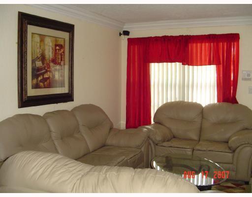 112 Newton Road Hollywood, FL 33023 - Photo 6 of 10