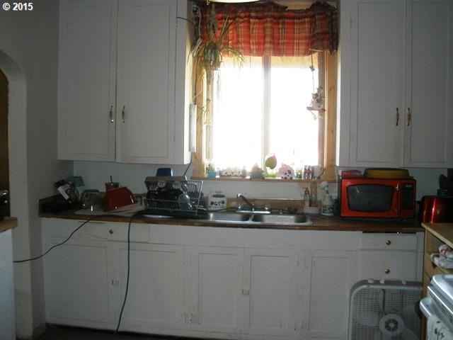 220 Elm Street Baker City, OR 97814 - Photo 5 of 7