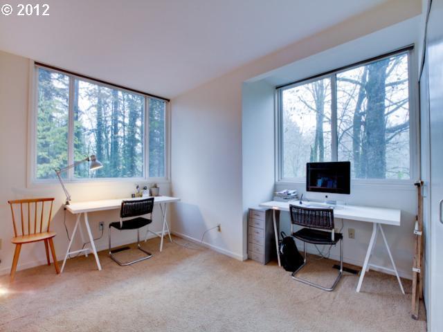 3528 Southwest Beaverton Court Portland, OR 97239 - Photo 8 of 15