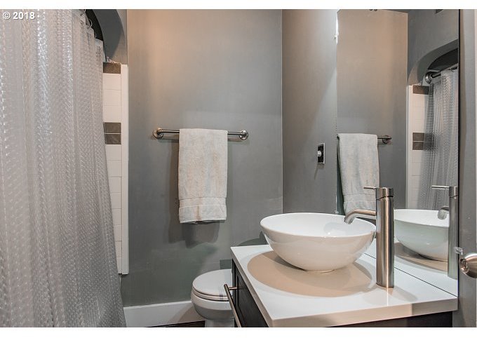 7095 Labish Center Road Northeast Salem, OR 97305 - Photo 22 of 31