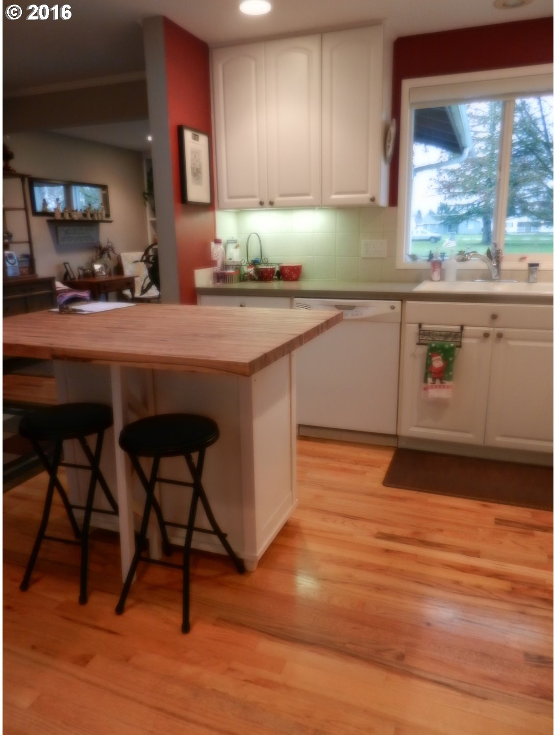 1276 Randolph Road Woodburn, OR 97071 - Photo 6 of 17 Gallery Image 6