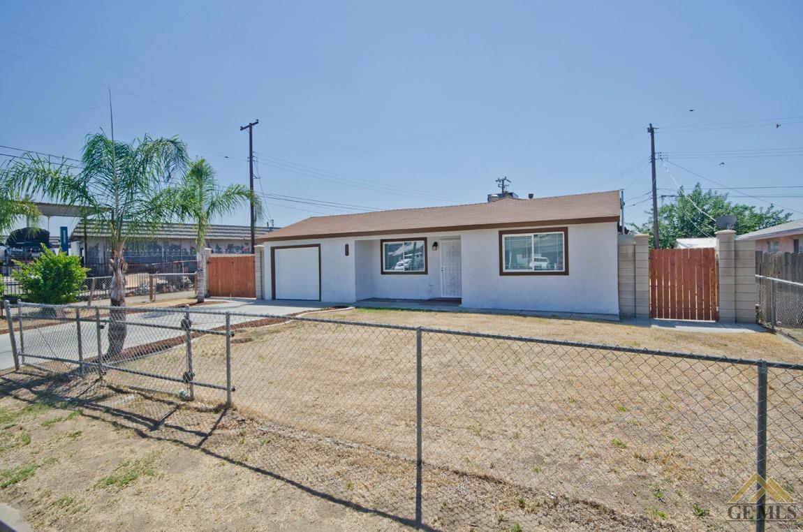 911 Sandra Drive Bakersfield, CA 93304 - Photo 24 of 31