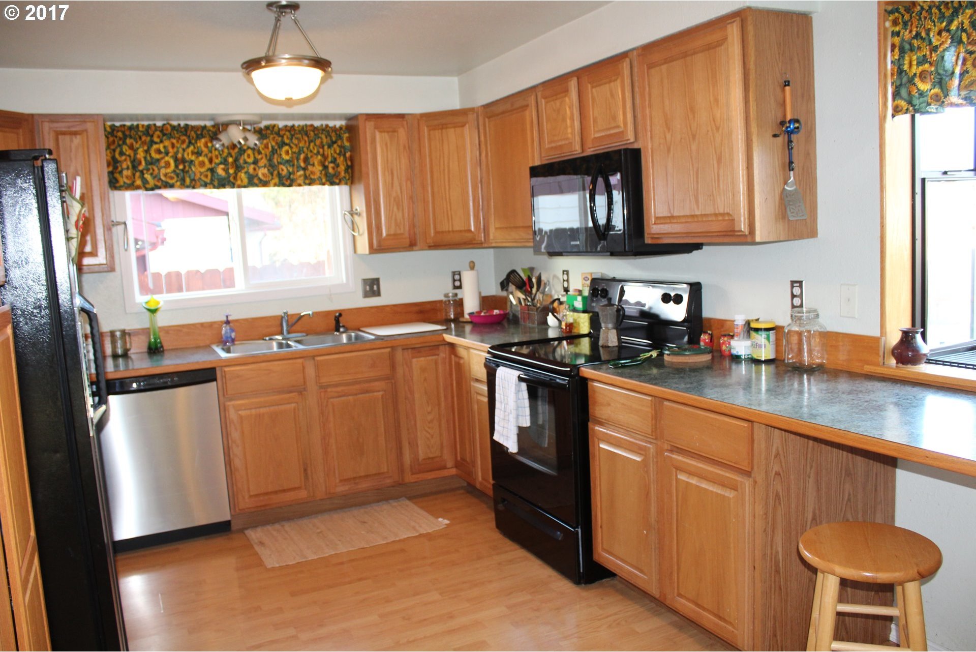 223 Bayberry Court Reedsport, OR 97467 - Photo 13 of 20 Gallery Image 13