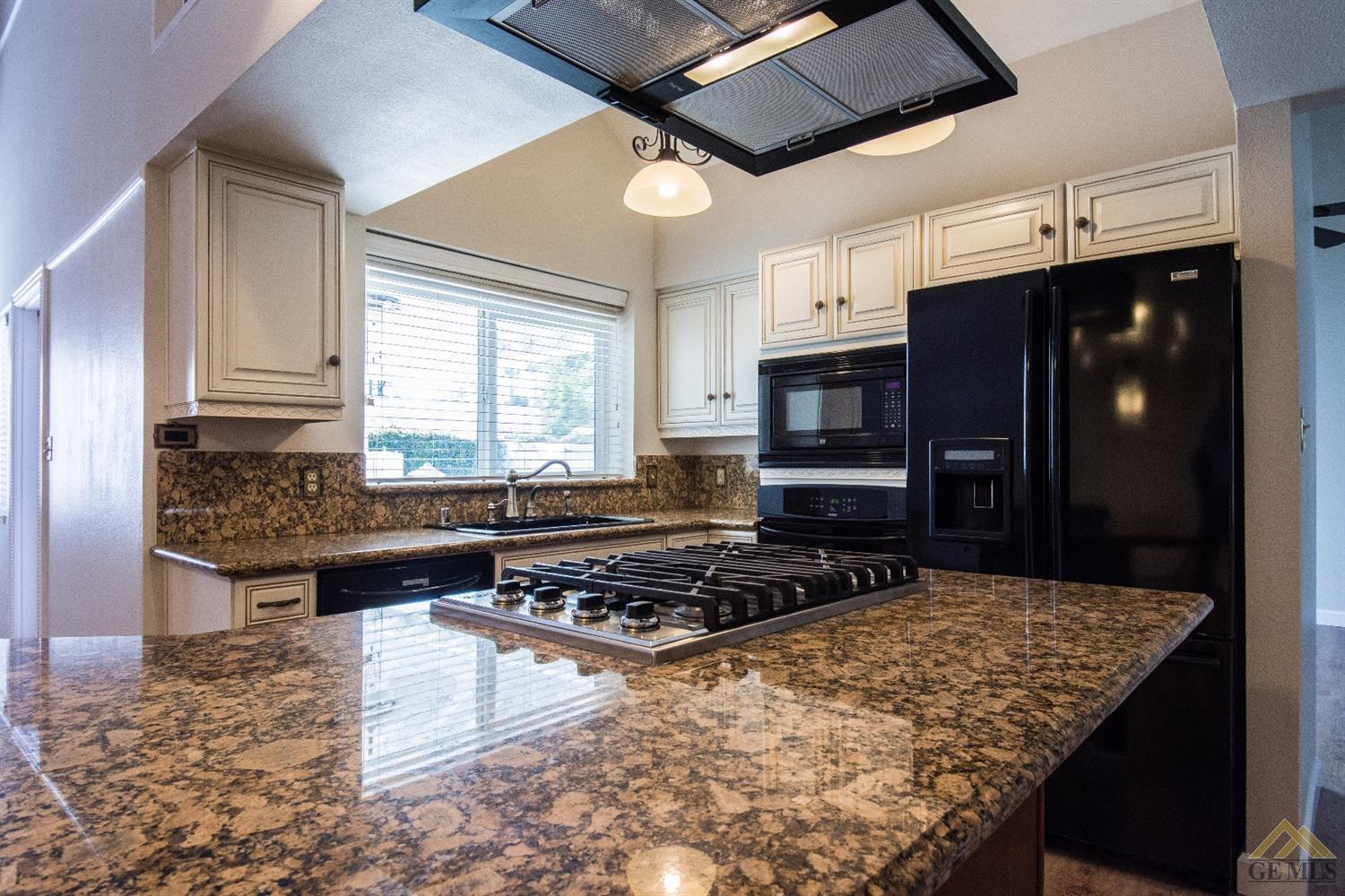 2501 Mountain Oak Road Bakersfield, CA 93311 - Photo 10 of 20