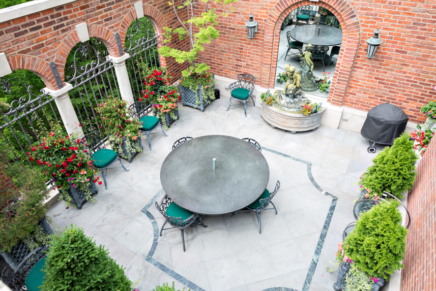 163 E 64th St, Manhattan, NY 10065 - Photo 2 of 2