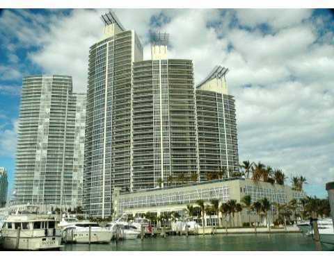 400 Alton Road, Unit 2005 Miami Beach, FL 33139 - Photo 9 of 16