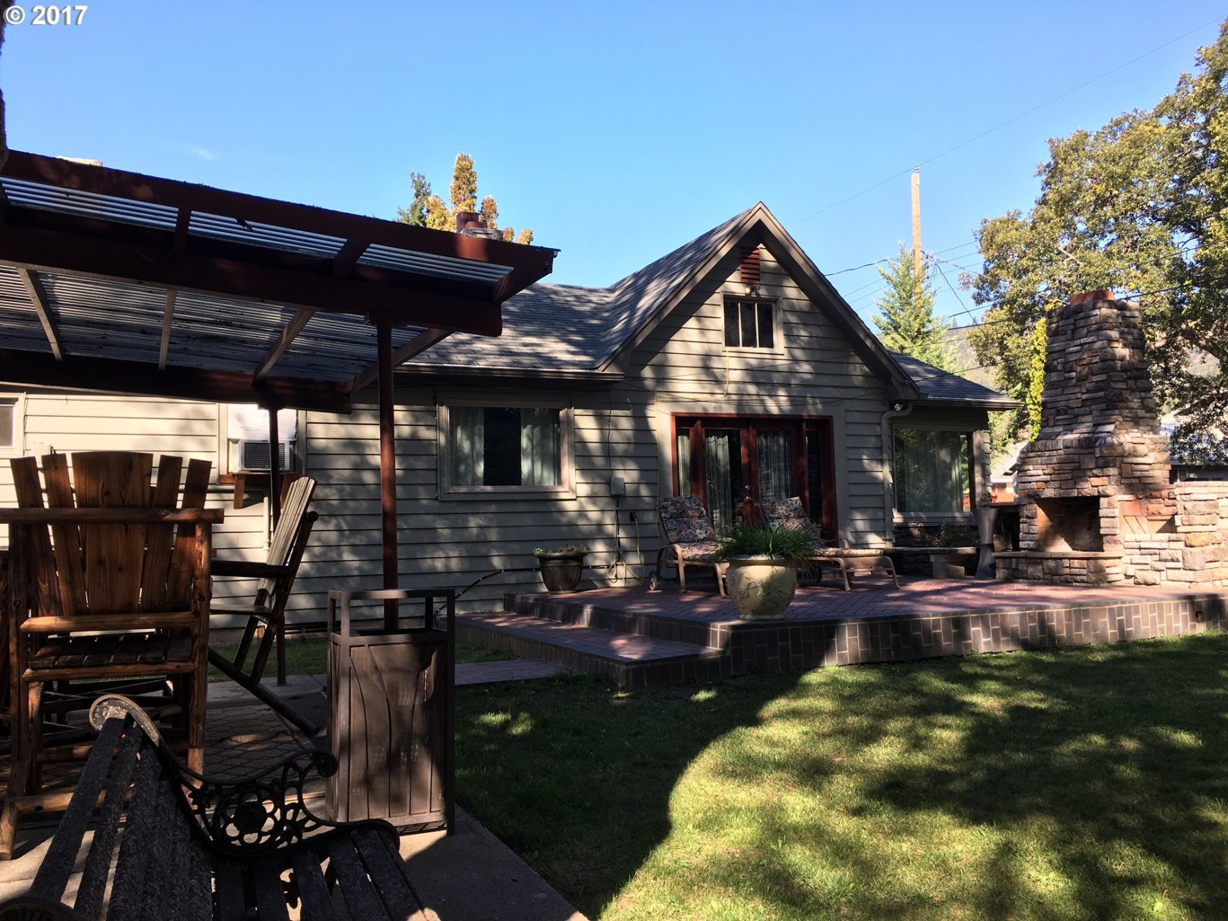 218 2nd Street Klickitat, WA 98628 - Photo 9 of 20