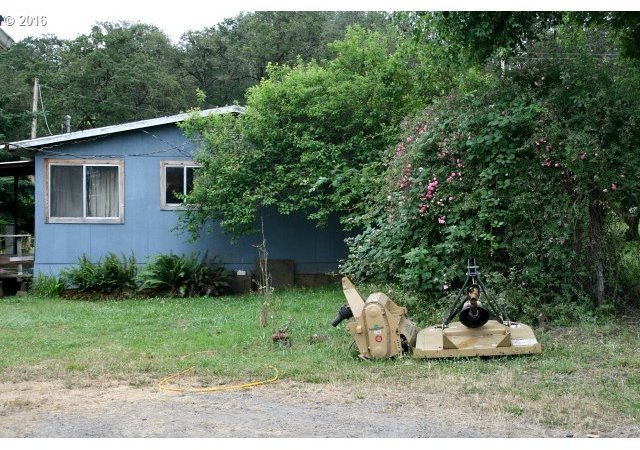1140 Willis Creek Road Winston, OR 97496 - Photo 18 of 20 Gallery Image 18