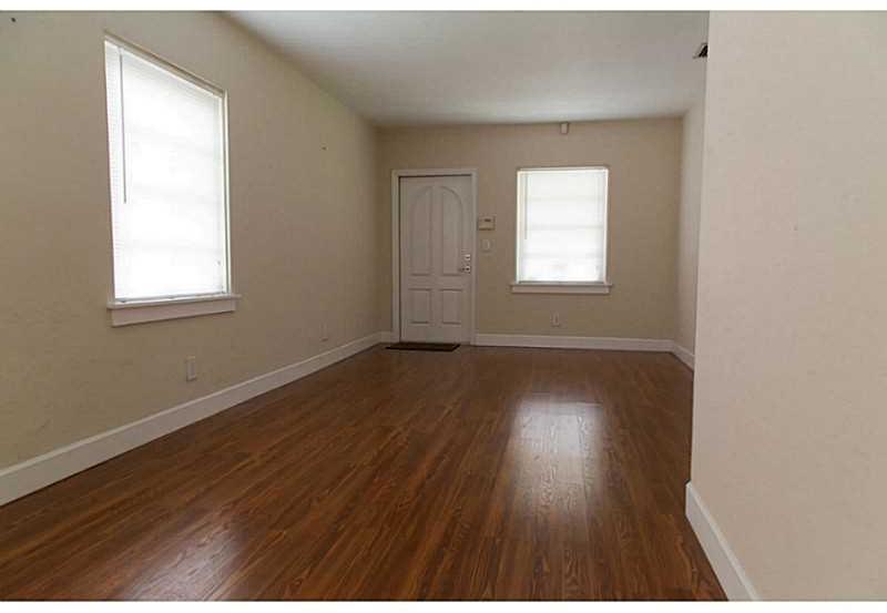 2982 Southwest 11th Street Miami, FL 33135 - Photo 5 of 21