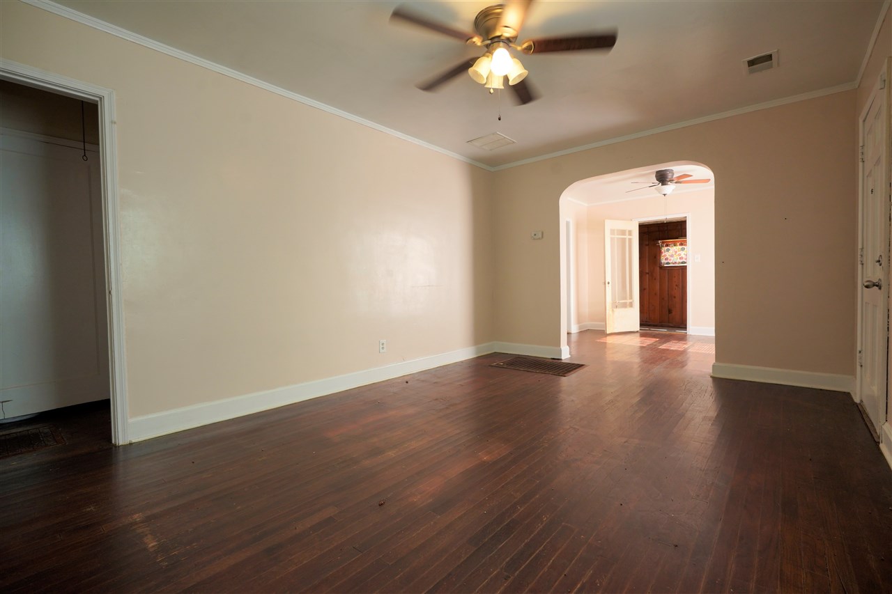 4178 Macon Road Memphis, TN 38122 - Photo 4 of 15