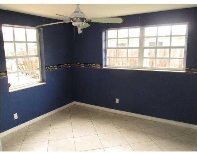103 Newton Road Hollywood, FL 33023 - Photo 6 of 12 Gallery Image 6