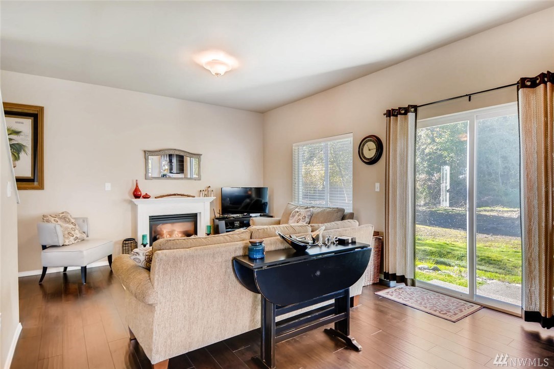 17614 146th Avenue East Orting, WA 98360 - Photo 5 of 25