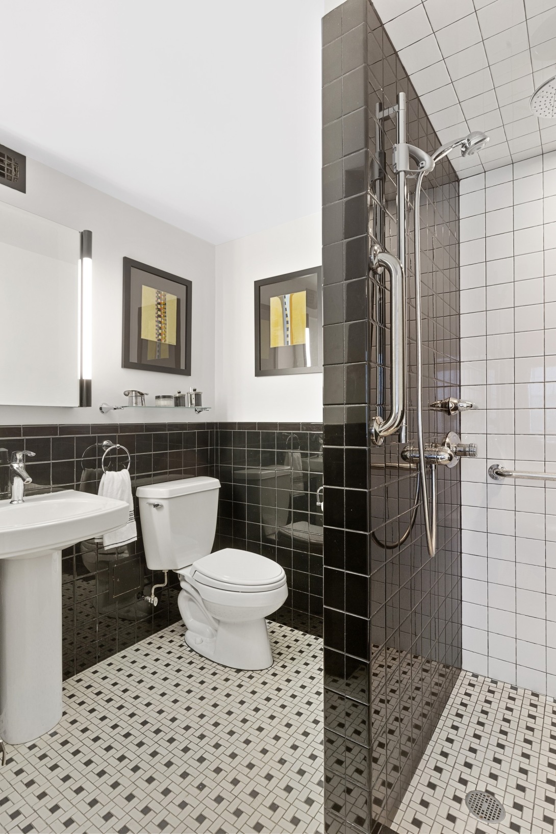 160 Cabrini Boulevard, Unit 121 Manhattan, NY 10033 - Photo 17 of 36