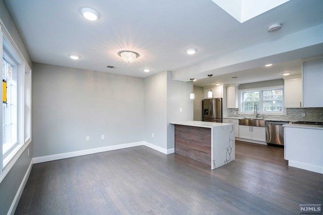 686 Eastern Court Ridgewood, NJ 07450 - Photo 9 of 25