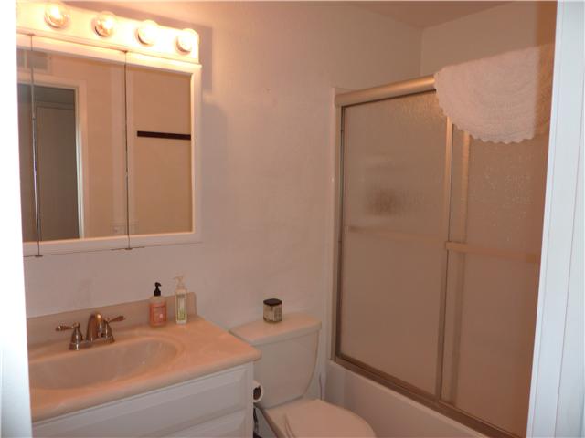 3537 Sea Ridge Road Oceanside, CA 92054 - Photo 11 of 25 hallway bathroom