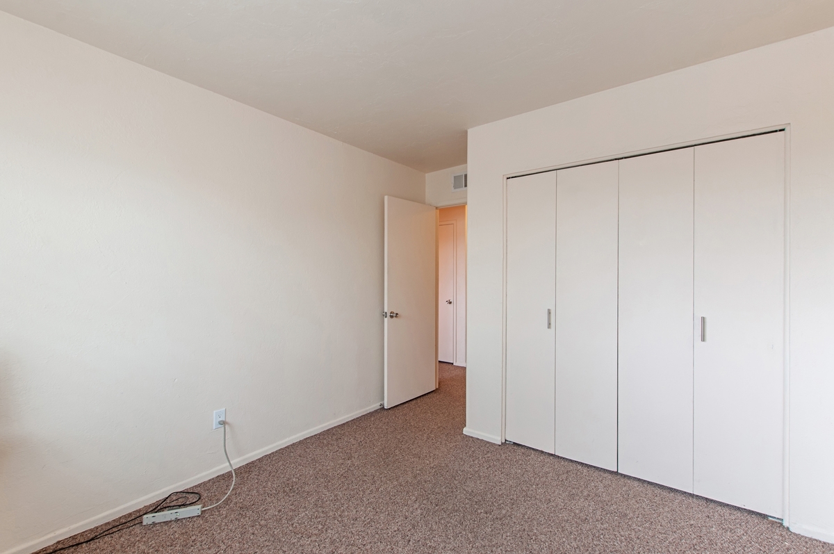 9838 Mission Vega Road, Unit 4 Santee, CA 92071 - Photo 17 of 25 Gallery Image 17