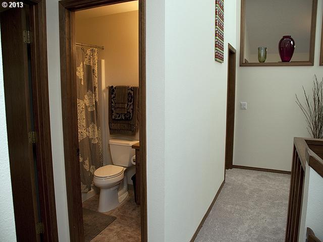 2020 Southwest Kanan Street Portland, OR 97239 - Photo 16 of 16 Gallery Image 16