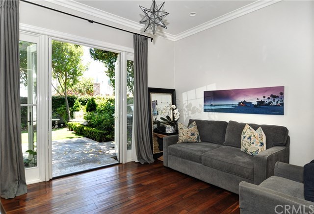 4 Oak Tree Drive Newport Beach, CA 92660 - Photo 14 of 47