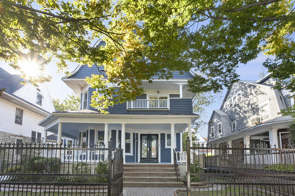 334 E 17th St, Brooklyn, NY 11226 - Photo 3 of 4