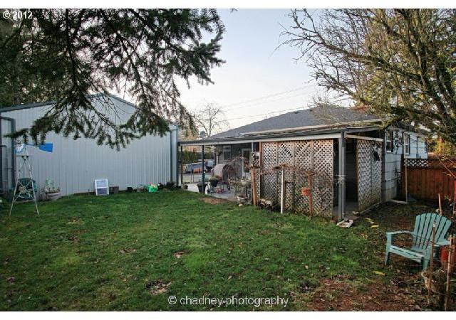 13610 Southeast Foster Road Portland, OR 97236 - Photo 14 of 16 Gallery Image 14