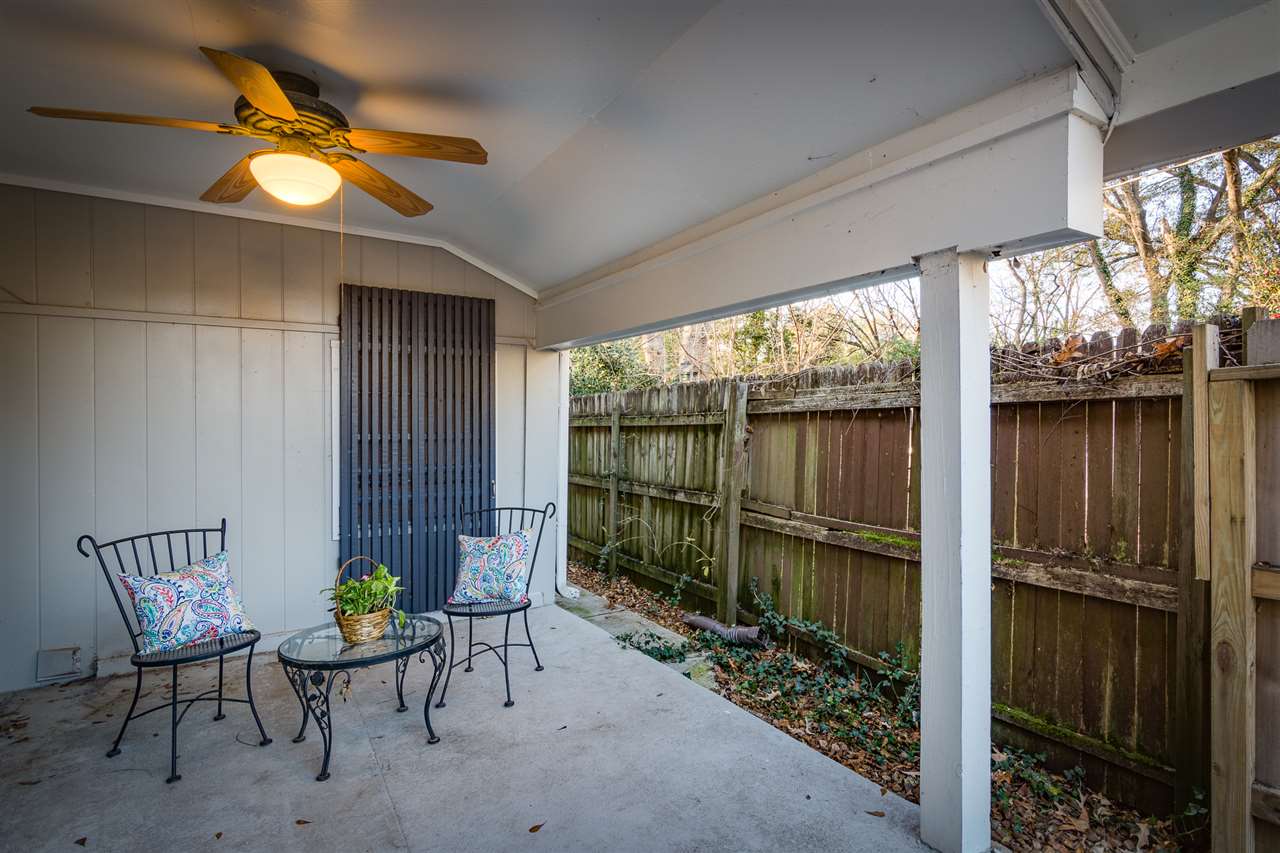 1049 Colonial Road Memphis, TN 38117 - Photo 20 of 25