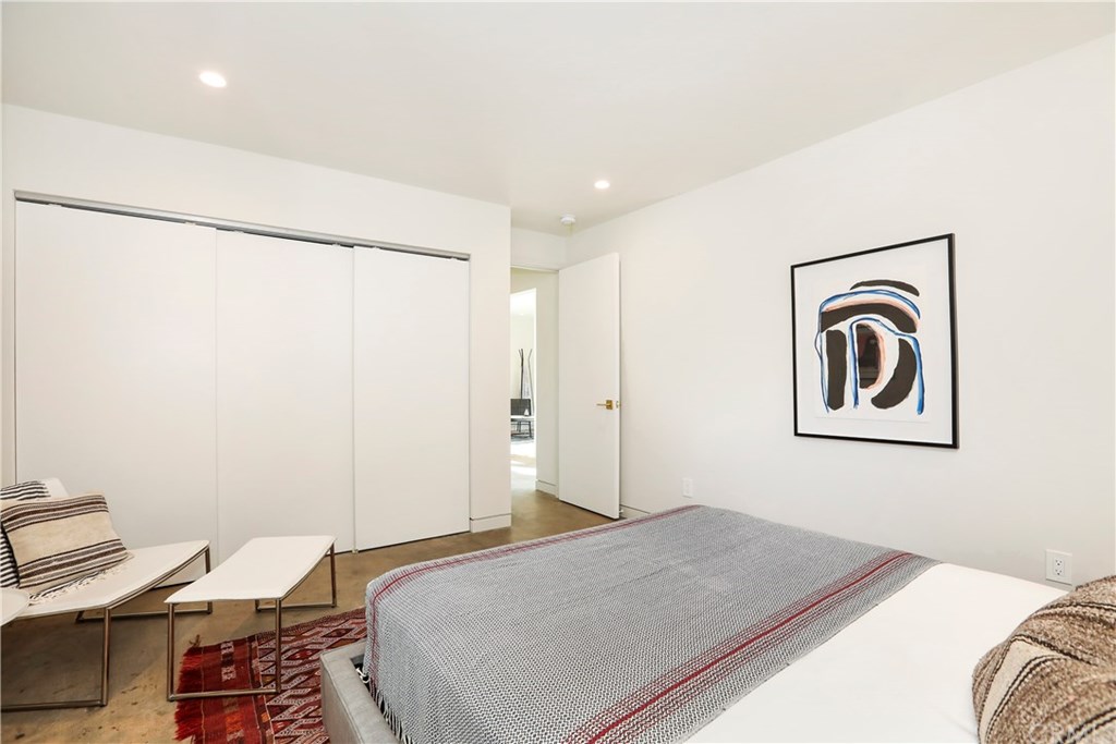 945 Jane Place Pasadena, CA 91105 - Photo 23 of 33