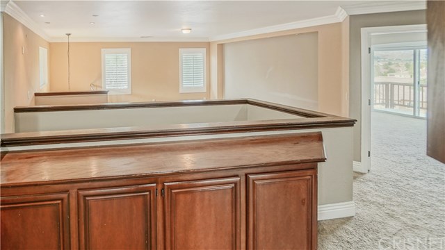 26536 Brant Way Canyon Country, CA 91387 - Photo 13 of 27