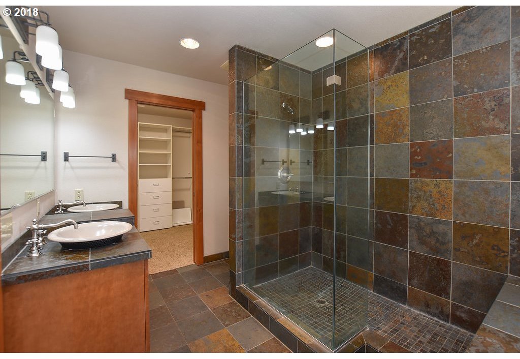 212 Beasley Road Kelso, WA 98626 - Photo 24 of 26 Gallery Image 24