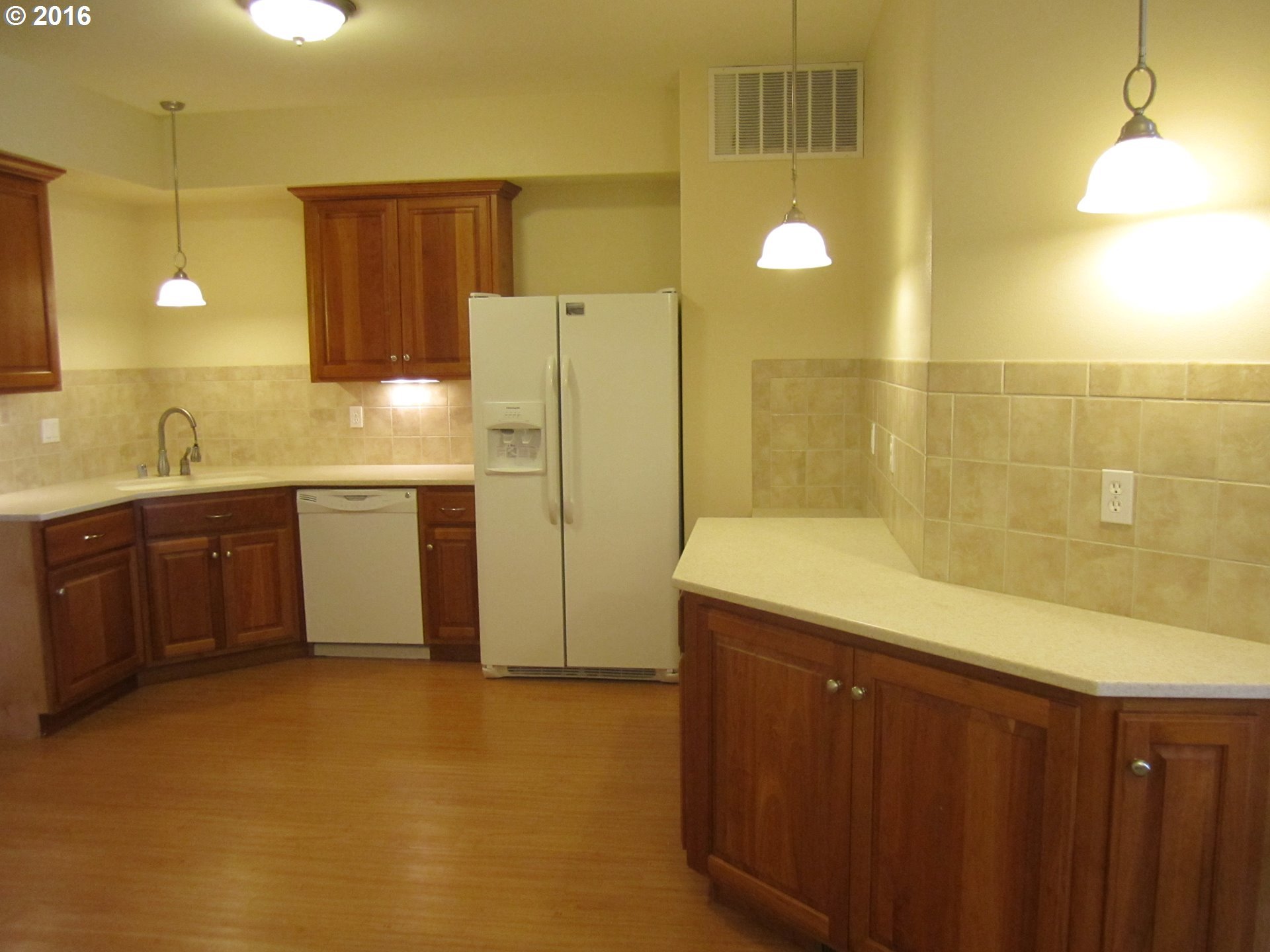 1548 River Road, Unit 303 Longview, WA 98632 - Photo 4 of 18 Gallery Image 4