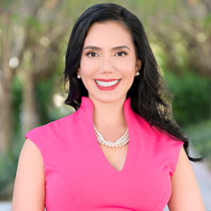 Headshot of Marilu Perez-Perez