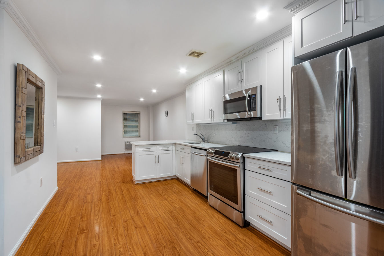 160 East 74th Street, Unit Garden Manhattan, NY 10021 - Photo 3 of 7