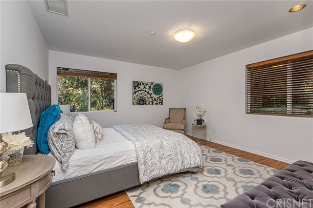 14839 Round Valley Drive Sherman Oaks, CA 91403 - Photo 32 of 43