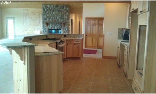338 Bunker Hill Road Longview, WA 98632 - Photo 4 of 16 Gallery Image 4
