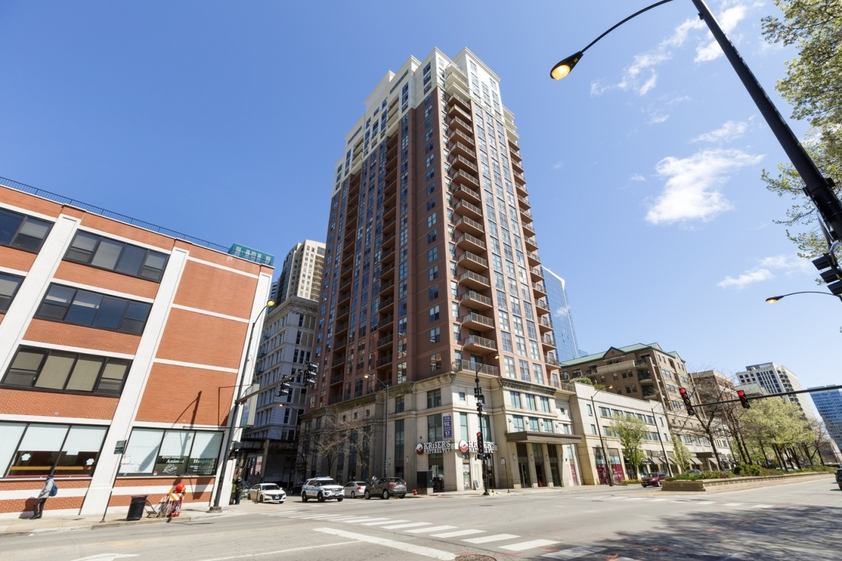 1101 S State St, Chicago, IL 60605 - Photo 2 of 6