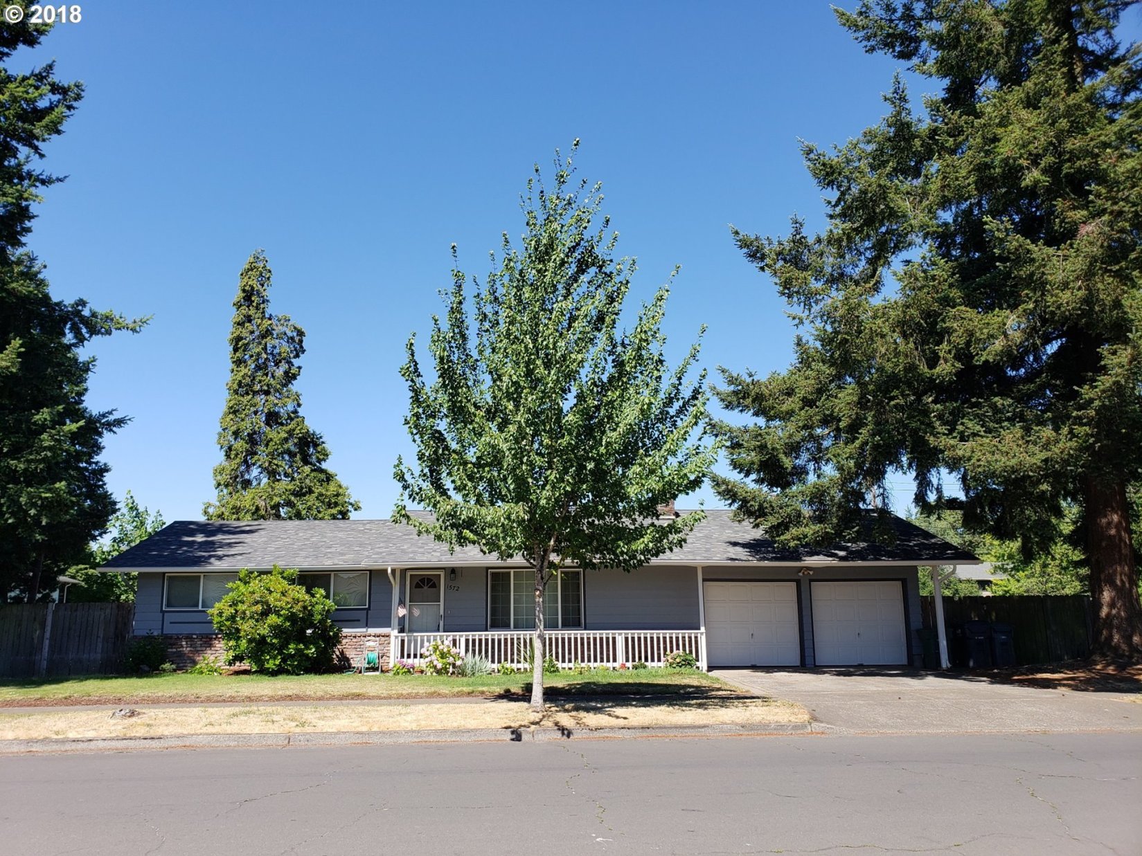 1572 6th Street Springfield, OR 97477 - Photo 5 of 16