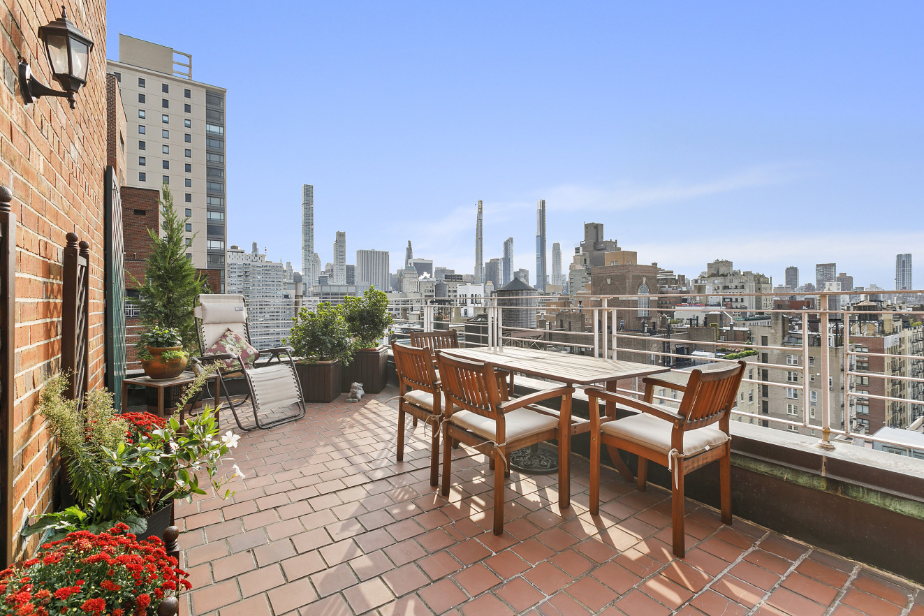 165 East 72nd Street, Unit PHG Manhattan, NY 10021 - Photo 3 of 21